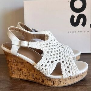 SO White Taffy Wedges